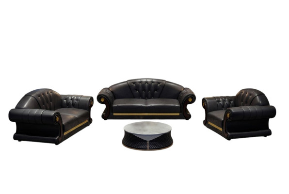 Canapé Chesterfield classique en cuir pour trois personnes
