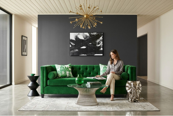 Canapé Chesterfield trois places en tissu pour salon, canapé design en tissu vert.