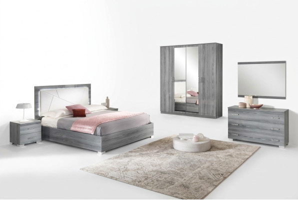 Meubles italiens 4 pièces. Ensemble de chambre à coucher Lit 2x Table de chevet Armoire nouvelle