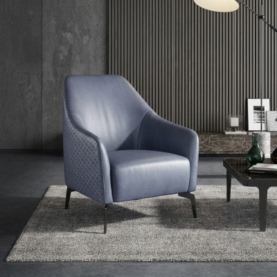 Fauteuil en cuir au design moderne pour salon de luxe et lounge en cuir.