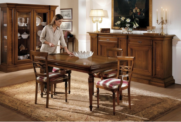 Table à manger en bois Salle à manger Tables Table Design Bois Meubles de luxe Italie