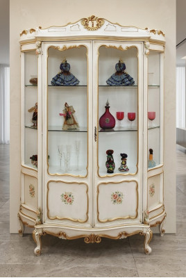 Vitrine vitrine Armoires baroques Mobilier italien Vitrines Vitrines en verre