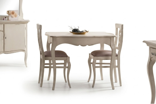 Table à manger Style antique Meubles en bois massif Tables à manger italiennes Tables en bois