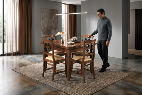 Tableaux de salle à manger italiens Table en bois Meubles Table de salle à manger Style antique Bois massif