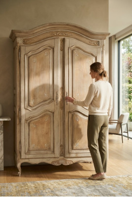 Armoire en bois massif pour la chambre à coucher Salon Vaccari cav giovanni Armoires à vêtements