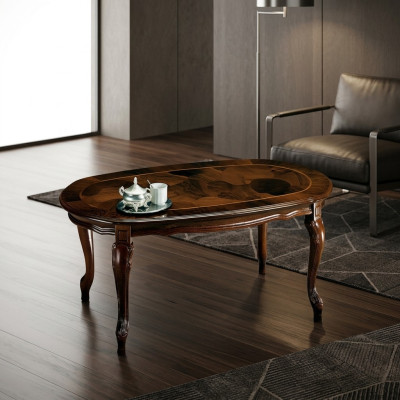 Table basse classique en bois massif pour le salon de style baroque.