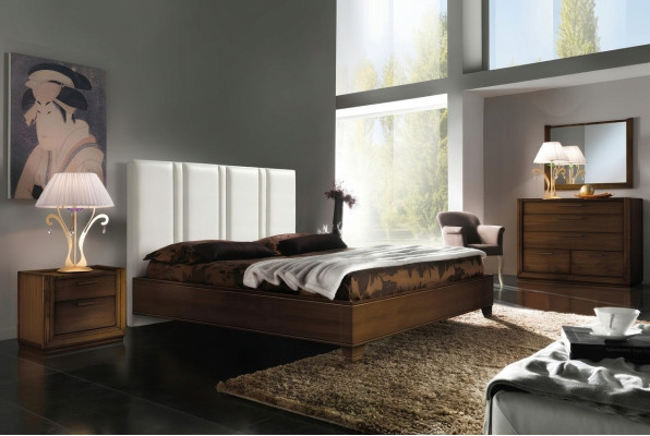 Chambre Lit Table de chevet Commode Miroir Double Revêtement Lits de luxe 5 pièces.