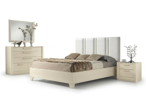 Suite de chambre à coucher Lit Table de chevet Commode Miroir Luxe Bois Design 5 pièces
