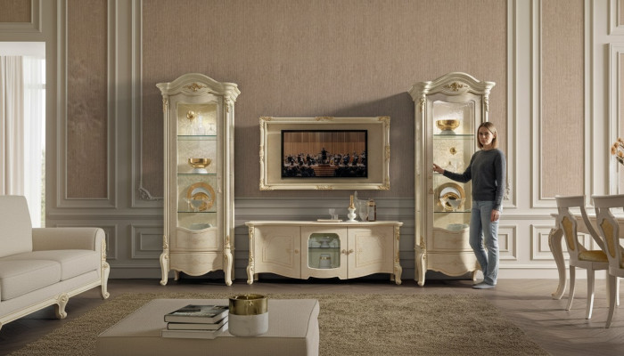 Garde-robe et cadre de télévision classiques en bois naturel de style classique n