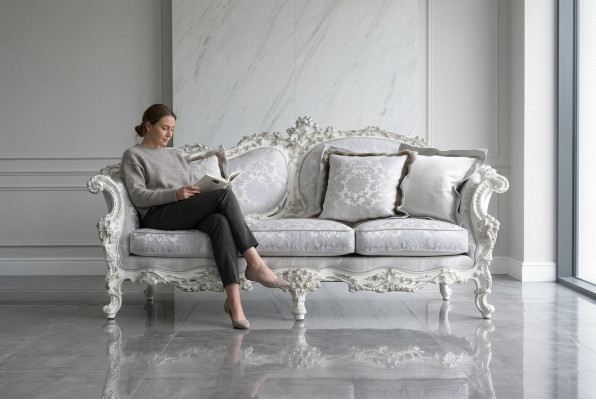 Chesterfield Classic est un canapé trois places en textile pour salon.