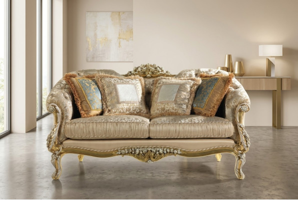 Classique r Chesterfield beige à deux places, rembourrage 2 places, cadre en bois