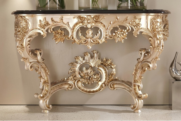Table console Rosette dans le style classique