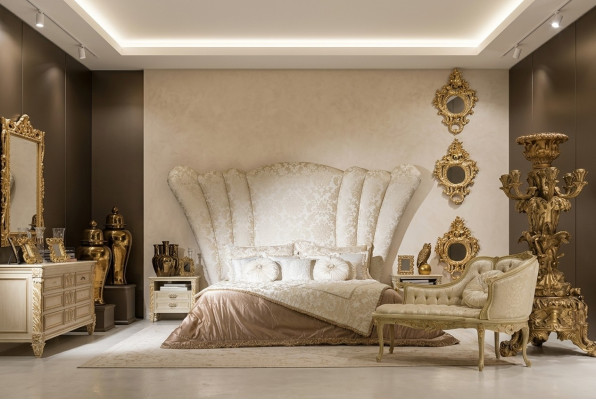 Chesterfield Grand bandeau de lit rembourré, lit d'hôtel, couleur blanche classique