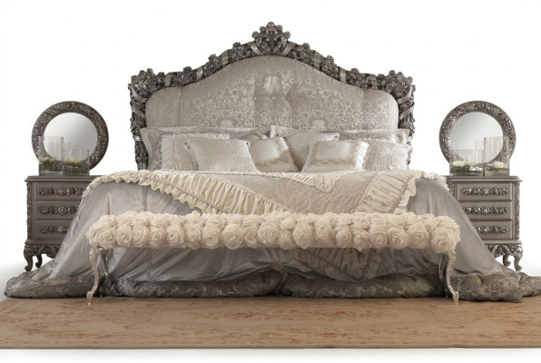 Lit Chesterfield Lits Doubles Cuir Style Ancien Meubles de Luxe Italiens Neufs