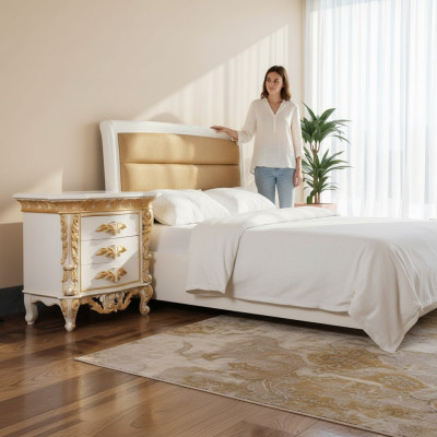 Table de chevet de luxe avec motif sculpté