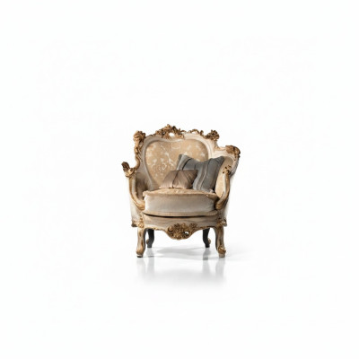 Luxueux fauteuil sculpté de style classique pour le salon