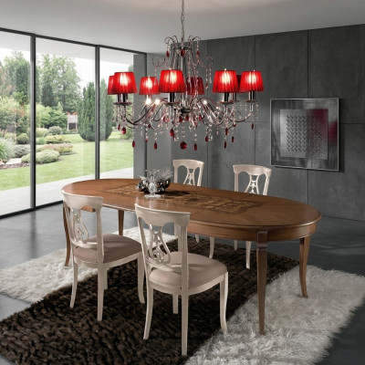Chaise avec des motifs sculptés Chaises Bois naturel Salle à manger Fauteuil inclinable Meubles