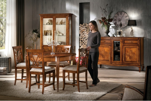 Salle à manger Ensemble Suite Chaises 4x Vitrine Groupe Ensemble de salle à manger Vitrines 7 pièces. Commode