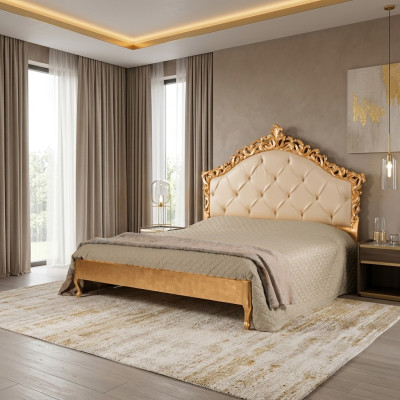Nouveau lit double Chesterfield luxueux avec tête de lit sculptée.