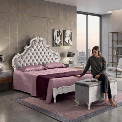 Lit Chesterfield Design Luxe Double Lit d'Hôtel en Bois Italien nouvellement rembourré