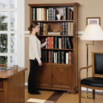 Salle d'exposition du salon Armoire Livres Étagère Buffet Mobilier classique Étagères Bois
