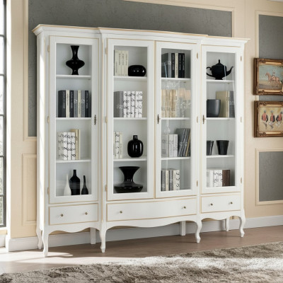 Étagère classique blanche avec des accents plaqués or