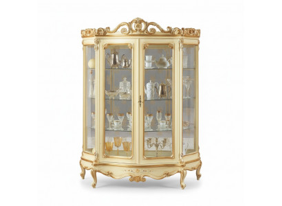Vitrine en verre avec des sculptures artistiques et un design élégant