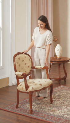 Salle à manger Chaise marron Luxe Classique Chaise en bois Chaises Meubles italiens