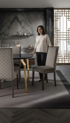 Chaise Chaise de salle à manger Stühl 1 Fauteuil Fauteuil 1 place Luxe Mobilier Design Chaises Tissu neuf
