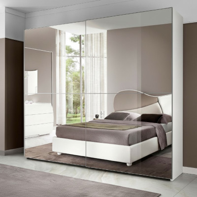 Armoire de design moderne en bois avec portes coulissantes pour armoire avec miroir