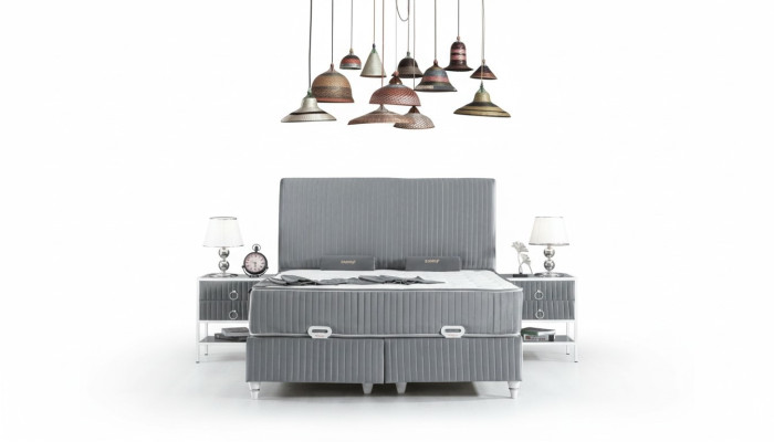 Ensemble de chambre Gris Lit en métal Sommier Design 2x Tables de chevet neuves 3 pièces.