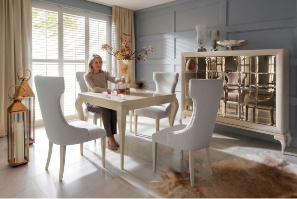 Salle à manger Table à manger Chaise Ensemble de salle à manger Coin repas Chaises Luxe Blanc Commode Ensemble de 6 pièces