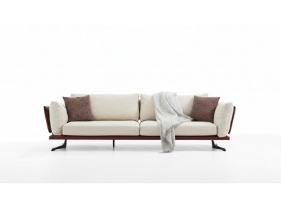 Canapé trois places en tissu beige design moderne pour salon de luxe.