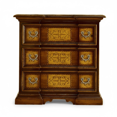 Meuble classique brun en bois italien Commode Armoire Armoires Buffets Meubles Consoles