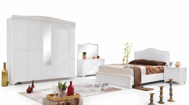 Ensemble chambre de luxe 4 pièces. Lit 2 Tables de chevet Commode Mobilier de chambre neuf