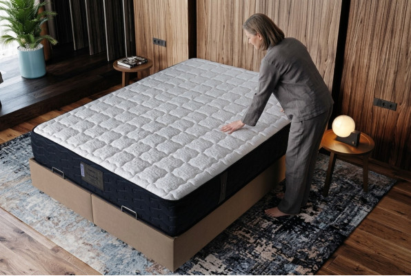 Matelas orthopédique King Queen Size 90x200 de haute qualité pour chambre.