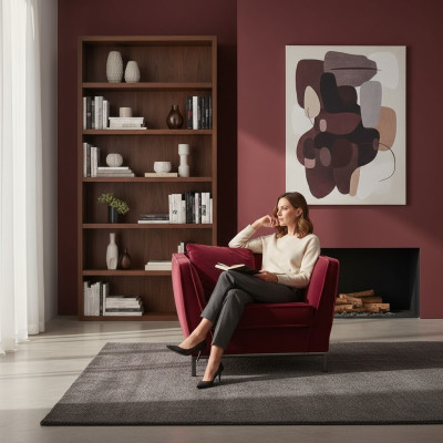 Fauteuil de relaxation rouge monoplace de luxe avec revêtement italien de la marque Prianera nouveau.