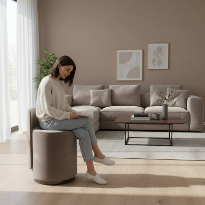 Fauteuil design, tabouret de luxe, coiffeuse, tabouret rond, chaise rembourrée marron.