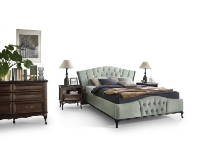 Lit Chesterfield vert avec lits en bois de chambre à coucher Royal