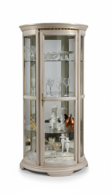 Vitrine classique pour la vitrine en verre, armoire en bois, salle de séjour de luxe, sideboard marron neuf.