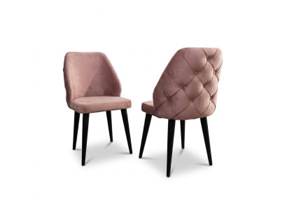 Chaise rembourrée en bois beige dos Chesterfield jambes noires salle à manger