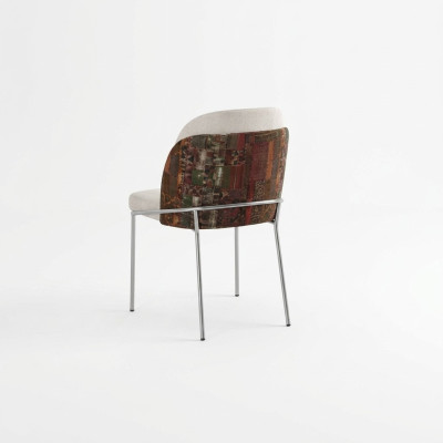 Chaise de salle à manger originale avec couleur blanche sur des jambes en acier inoxydable pour votre salle à manger.