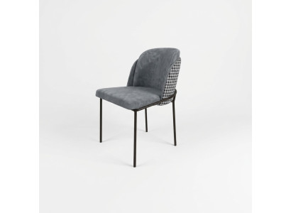 Chaise grise originale sur pieds en acier inoxydable pour votre salle à manger Nouveau modèle