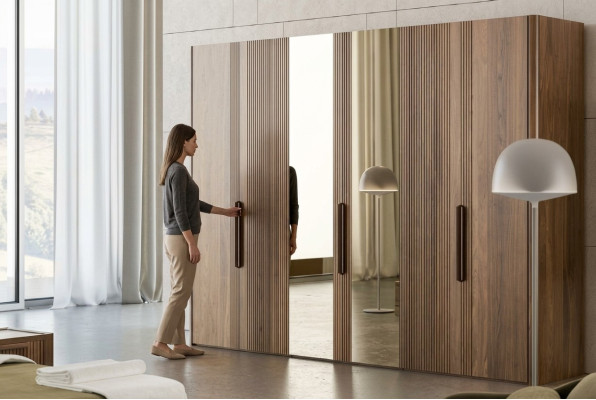 Grand armoire brune Armoire de chambre avec armoires à miroir