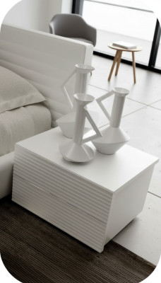 Table de chevet de luxe blanche avec espace de rangement, mobilier de chambre à coucher petite table de rangement