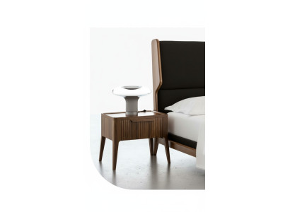 Chambre - Table de chevet avec espace de rangement dans un mobilier en bois de style moderne de luxe