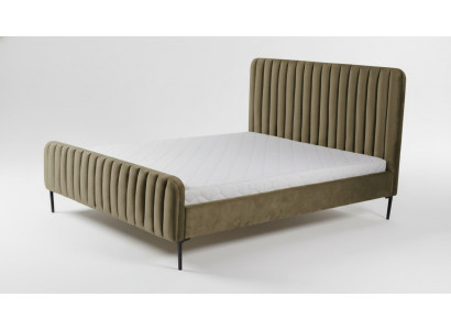 Chambre à coucher double verte, design de meubles en bois, tissu élégant, mobilier classique.