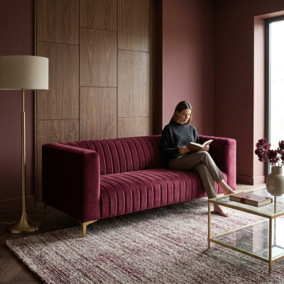 Canapé 2 places méga confortable et élégant en violet sera un accent lumineux dans votre intérieur.