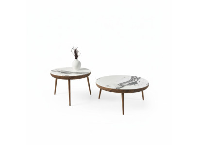 Table basse en 2 pièces. Table de salon. Mobilier rond en bois blanc. Design.