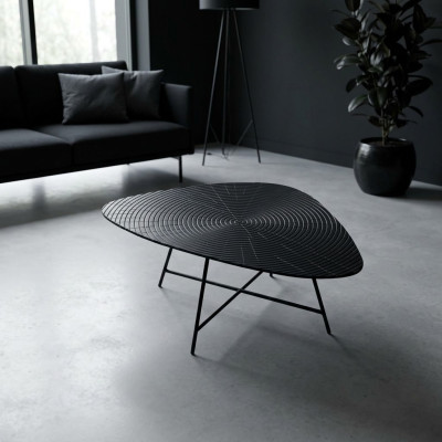 Élégante table basse noire pour le salon avec un plateau sculpté.